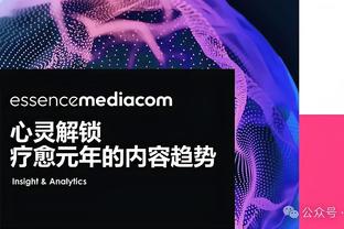 真宠粉！C罗上次中国行，“偷偷”打开车窗为球迷签名